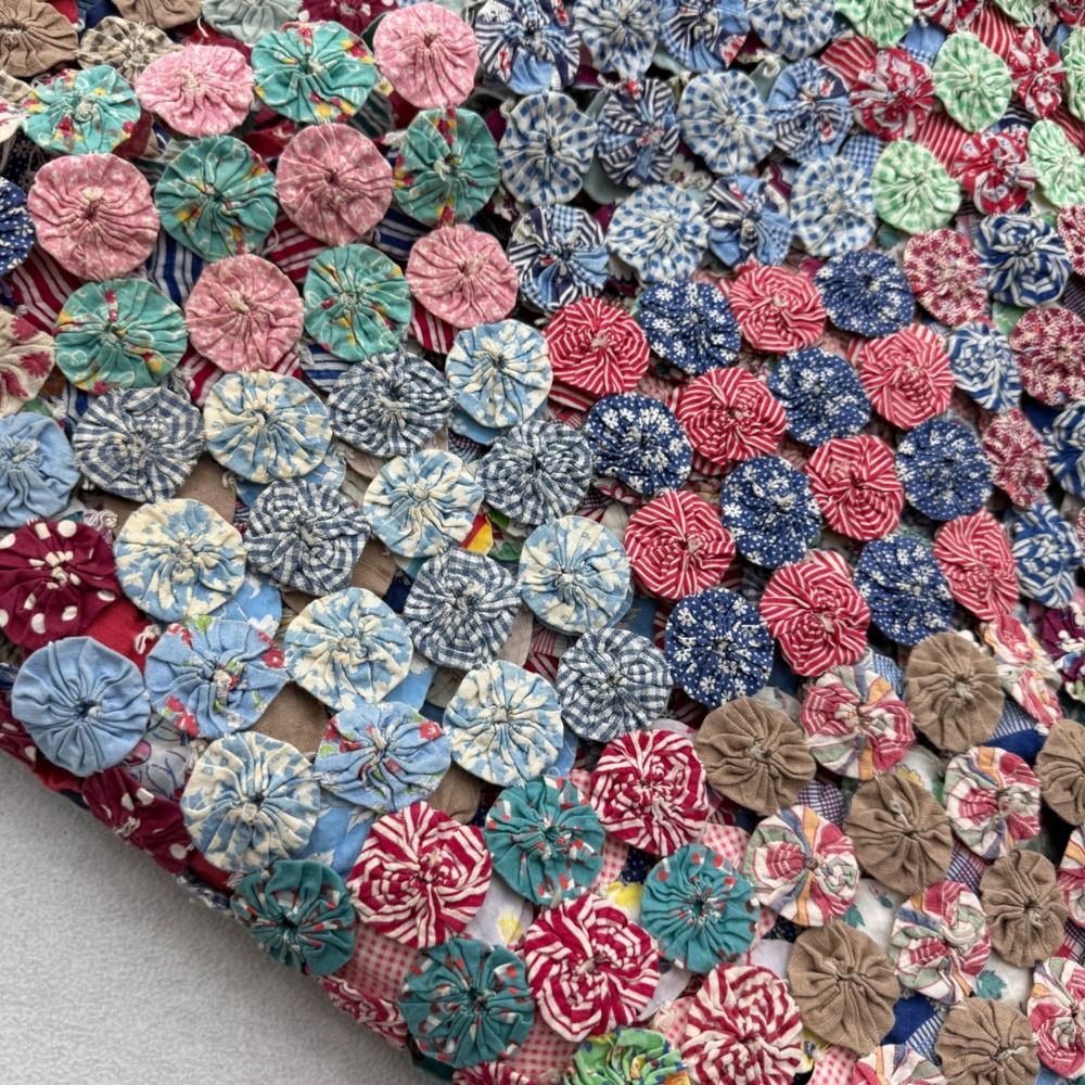 Handmade Vtg Yo-Yo Quilt Topper Throw Multi-Color Patchwork 72x34 Floral Boho - Picture 6 of 8